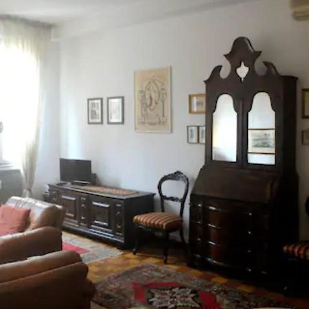 Charming Flat With Terrace Over The Canal Apartment Venice Ngoại thất bức ảnh
