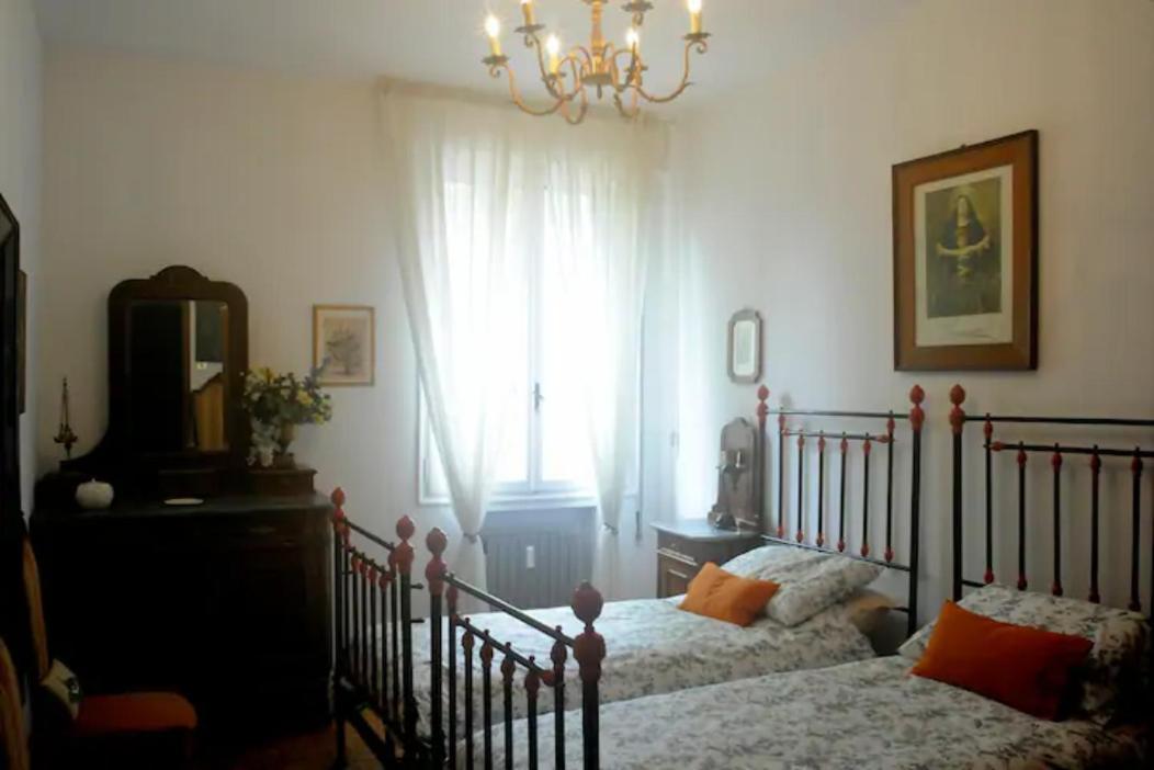 Charming Flat With Terrace Over The Canal Apartment Venice Ngoại thất bức ảnh